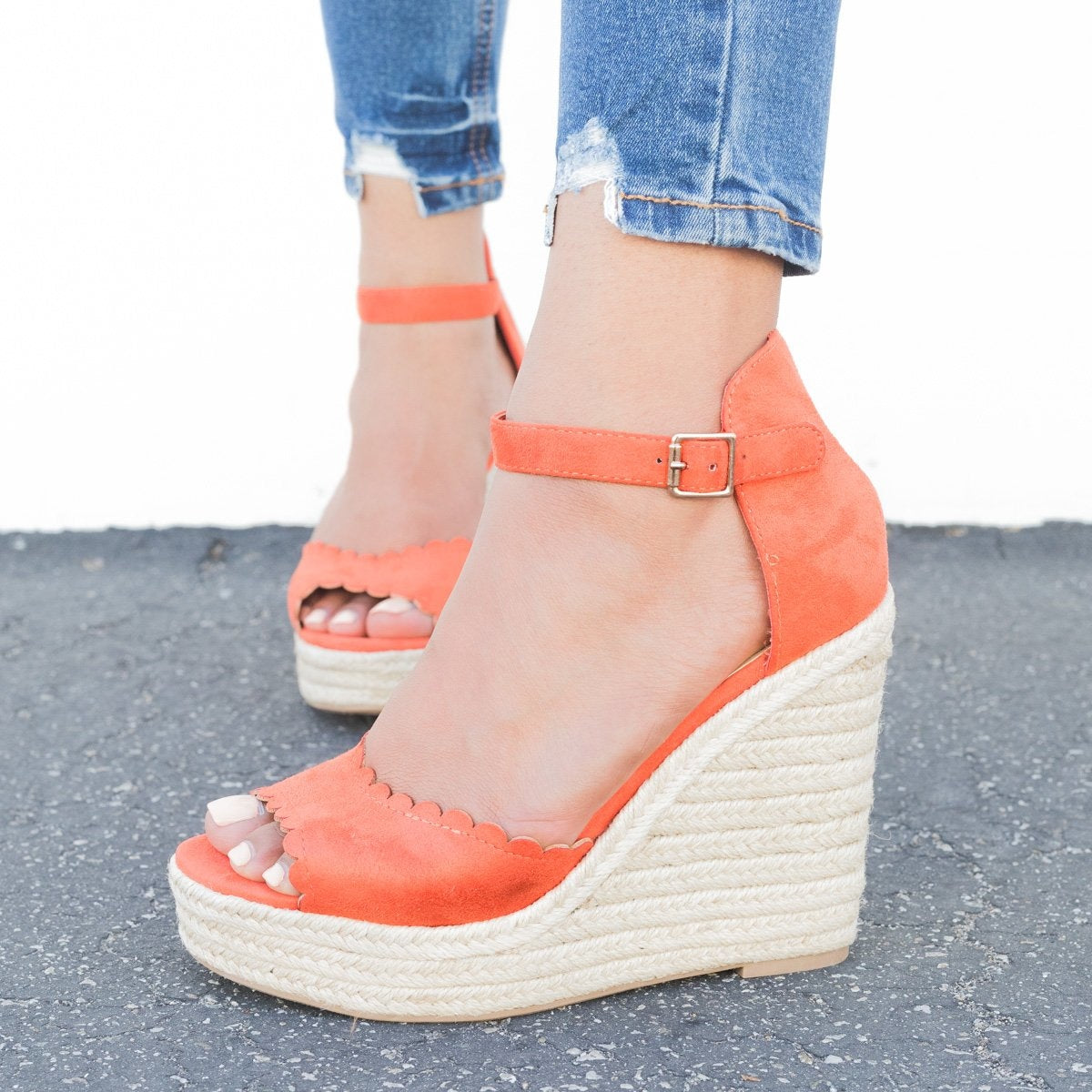 Chic Scalloped Espadrille Wedges 