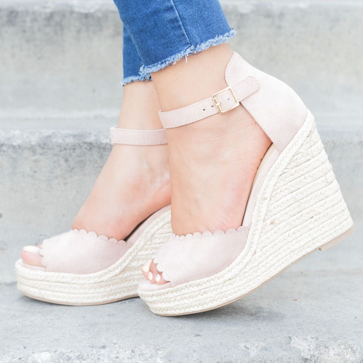 scalloped wedges