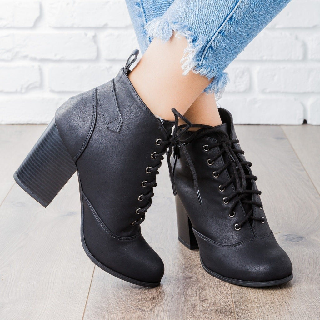 Edgy Lace-Up Chunky Heel Bootie - Soda Shoes Lounge-S | Shoetopia