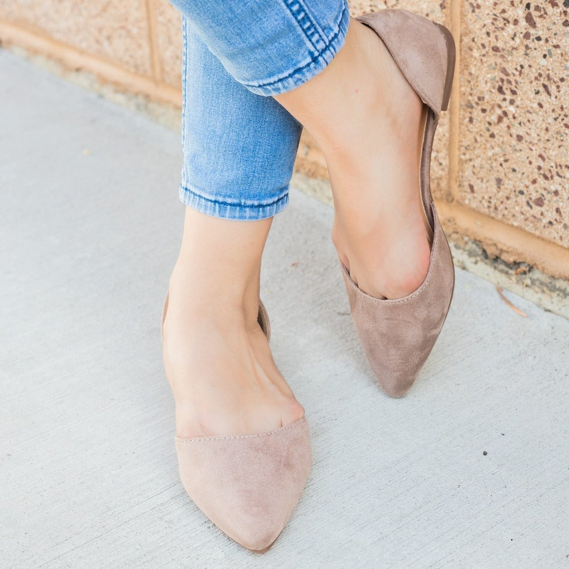 Gorgeous D'Orsay Almond Toe Flats 