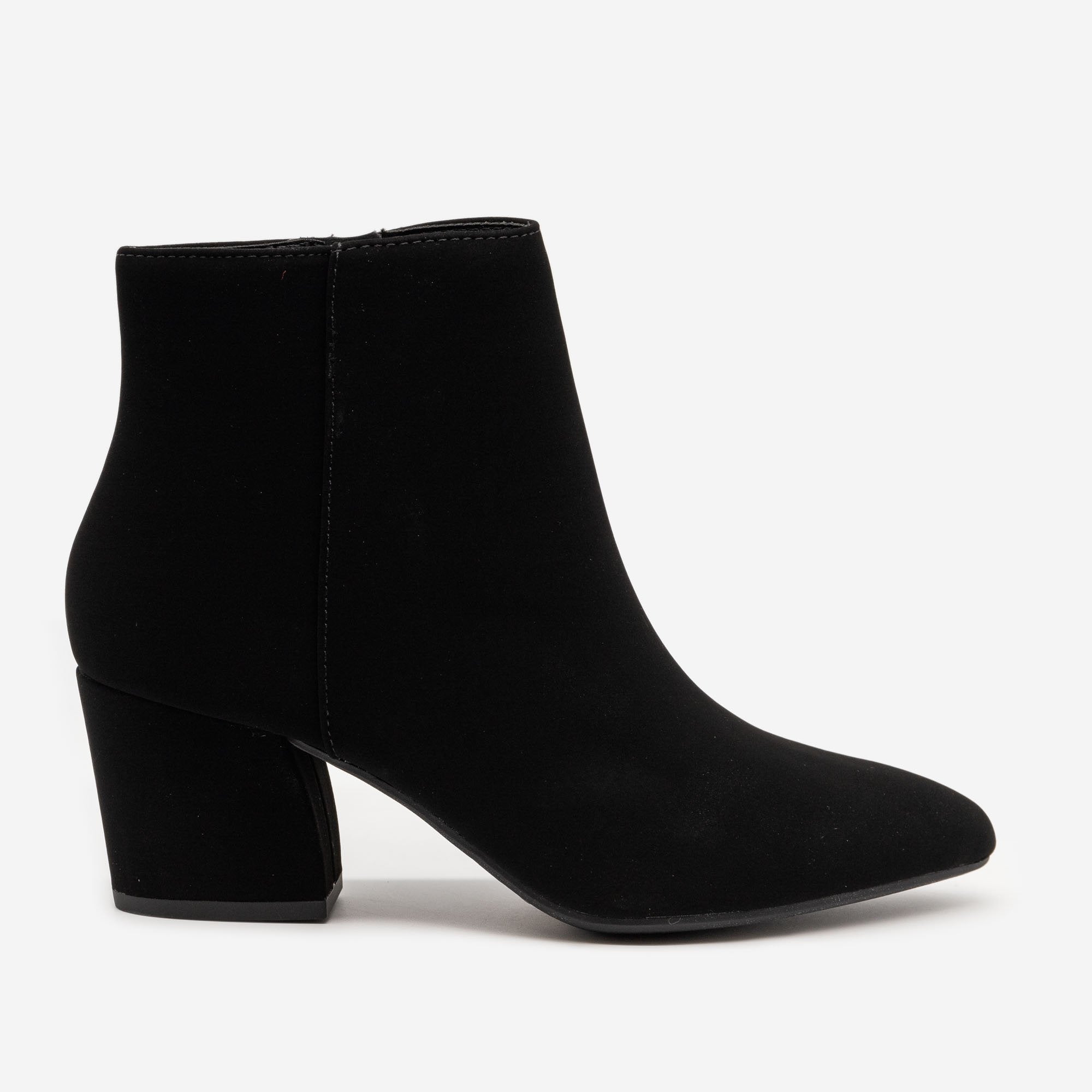 black pointed bootie