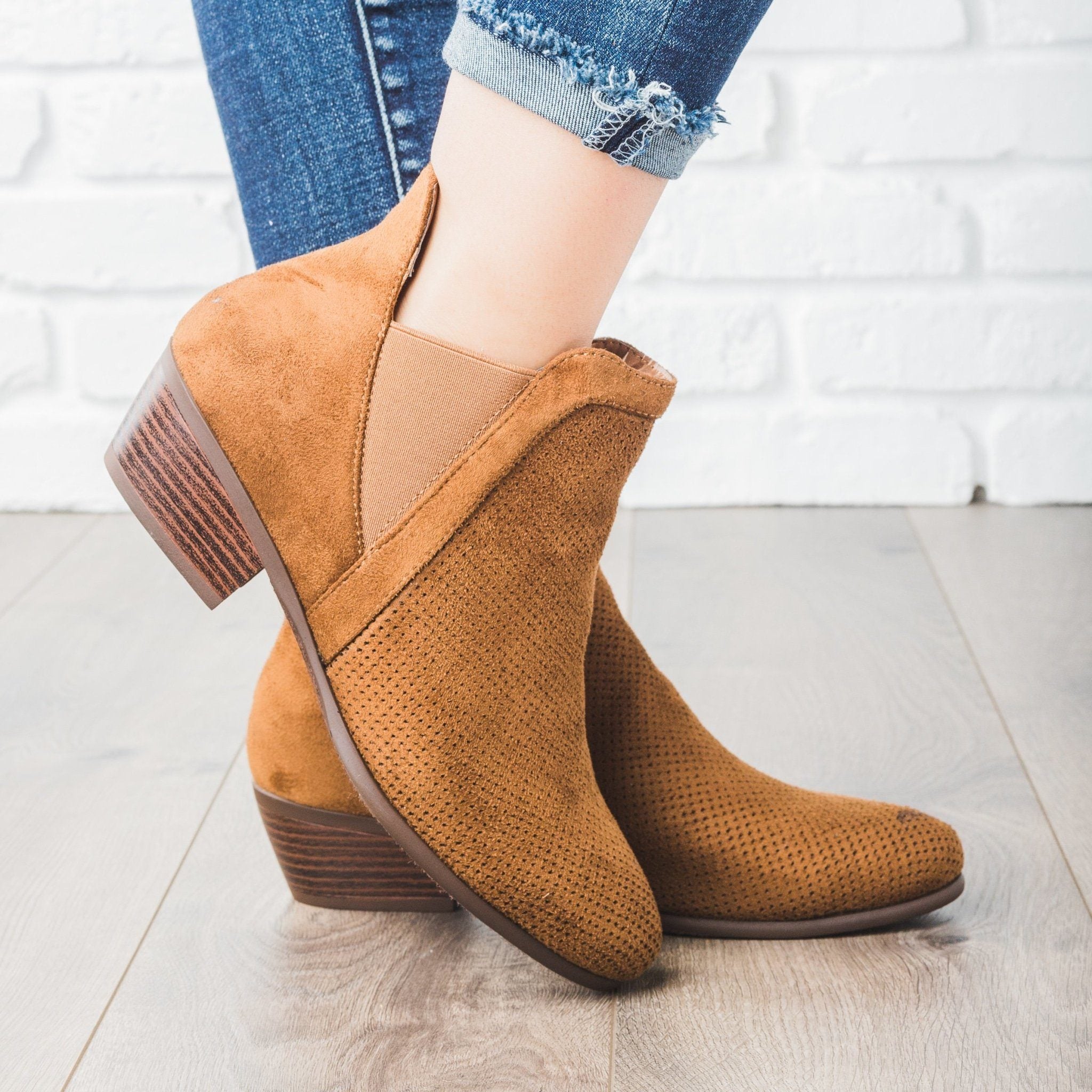 tan dress booties