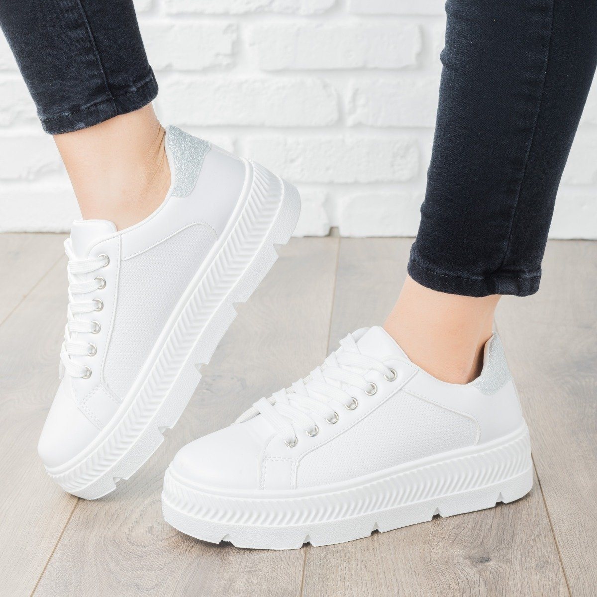 weeboo platform sneakers