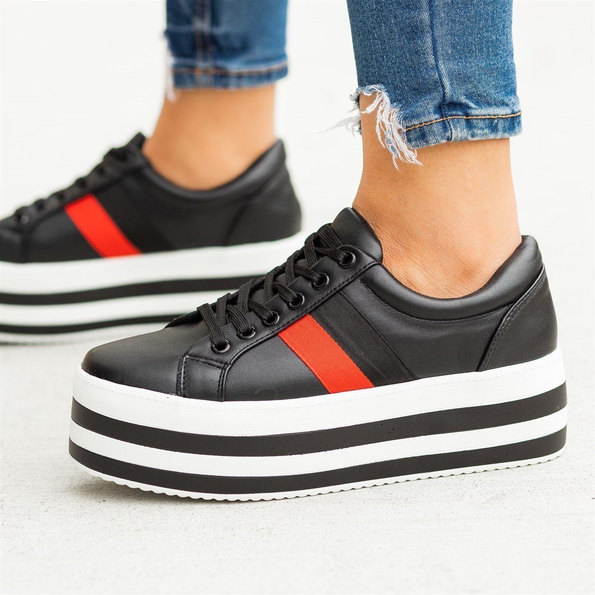 weeboo platform sneakers