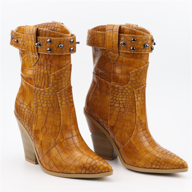 women's pointed toe cowboy boots