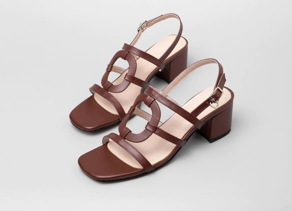 Casual Sandal Color Brown Size 8 for Women