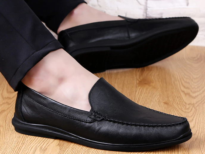 office leather loafers shoes color black size 5.5 for men