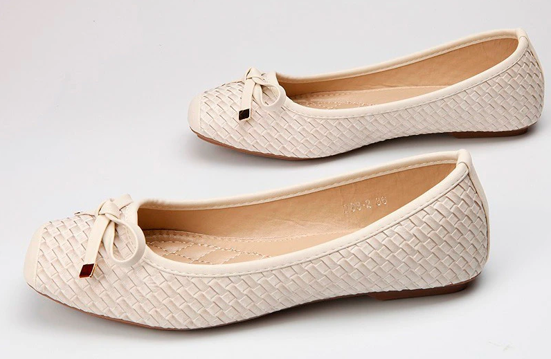 square toe flat shoes color beige size 7 for women