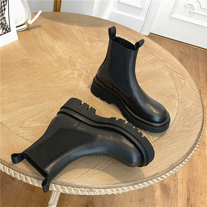 Chelsea Leather Boots Color Black Size 9 for Women