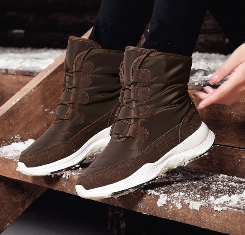 Snow Boots Color Brown Size 7 for Women