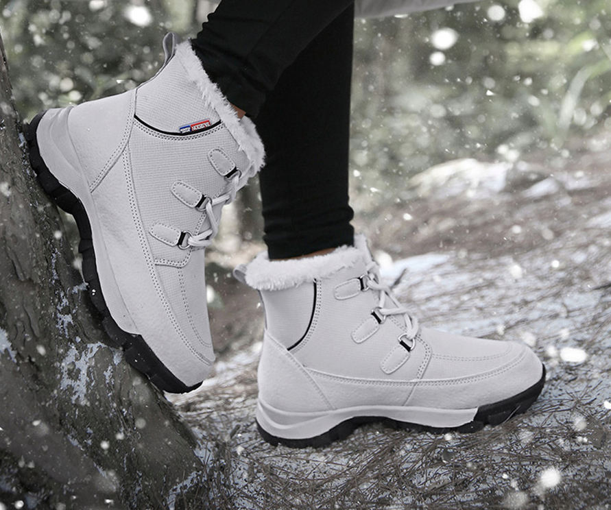 Snow Boots Color Black Size 9 for Women