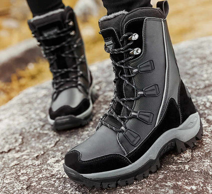 Snow Boots Color Black Size 10 for Women