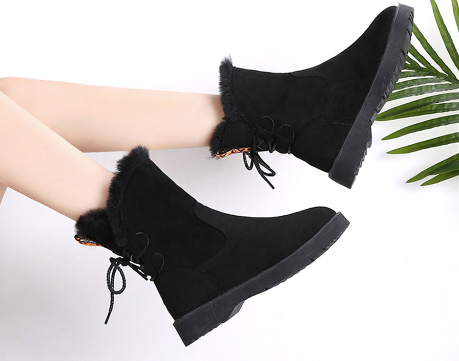 Snow Booties Color Black Size 5 for Women