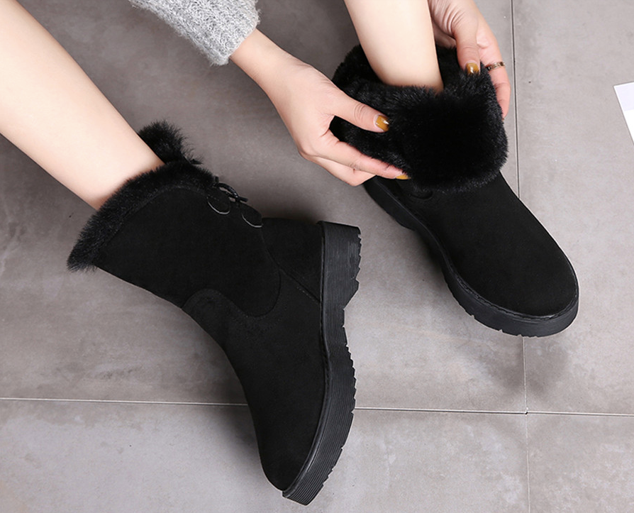 Snow Booties Color Black Size 6 for Women