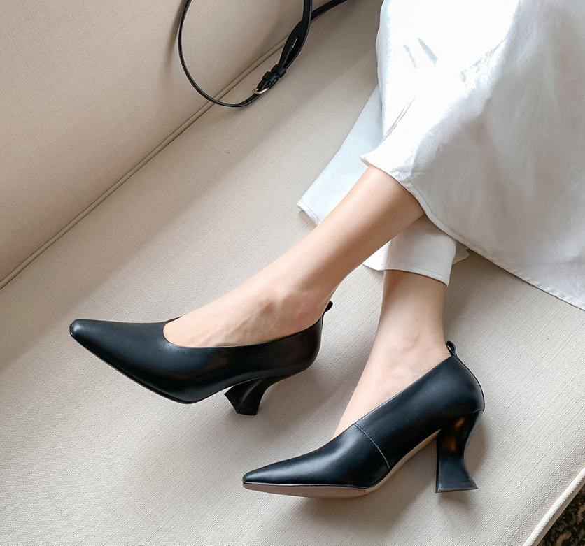 White Pumps Shoe Color Black Ultra Seller Shoes Affbordable Online Store