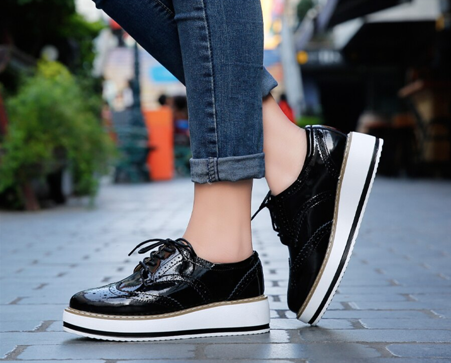 Oxford Platform Shoes Color Black Size 5 for Women
