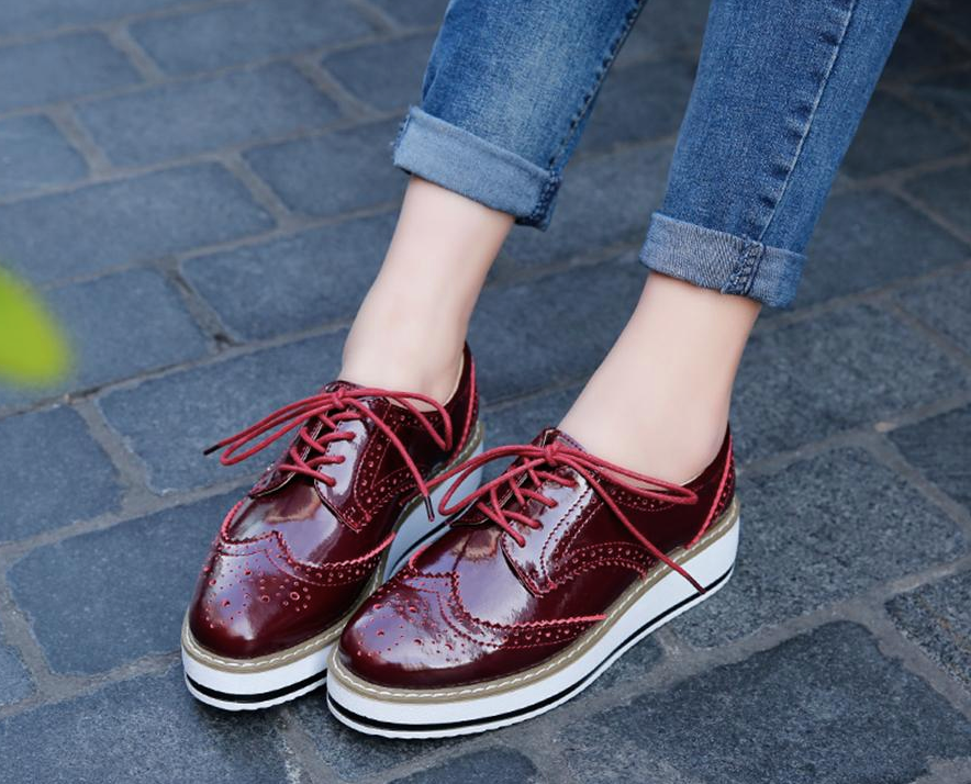 Oxford Casual Shoes Color Wine Red Size 6 for Women