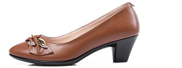 Square Heel Pump Color Black Size 6 for Women