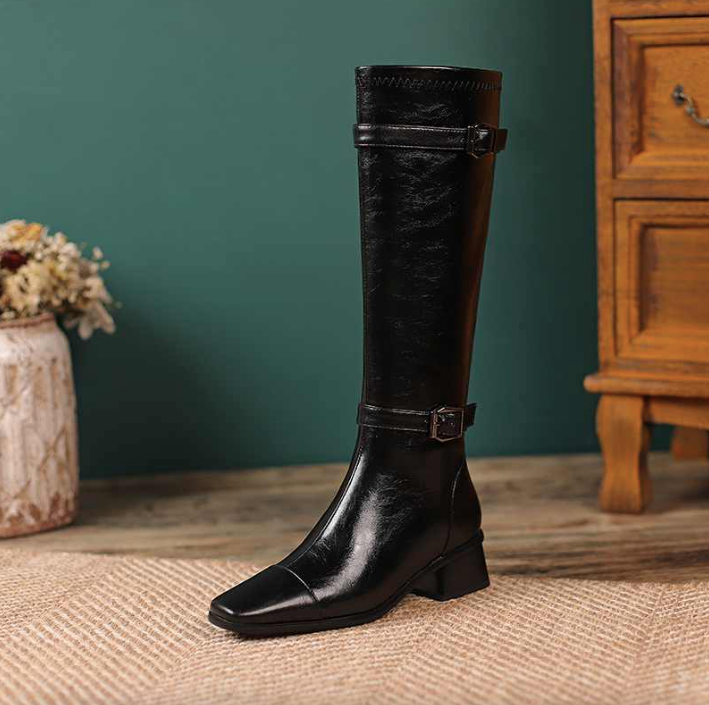 square toe boots color black size 9 for women