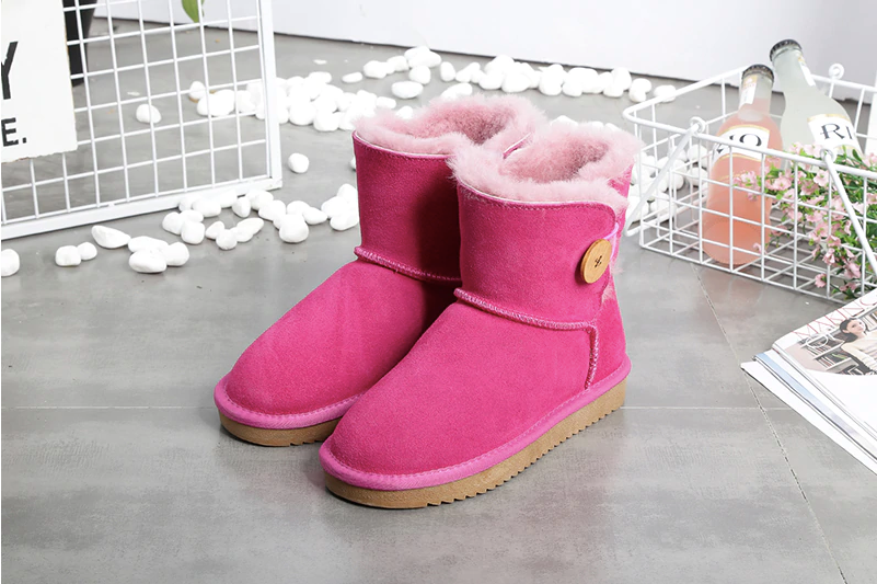 snow ankle boots color pink size 8.5 for women