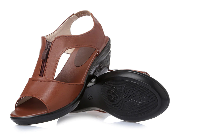 soft sandal color brown size 7 for women