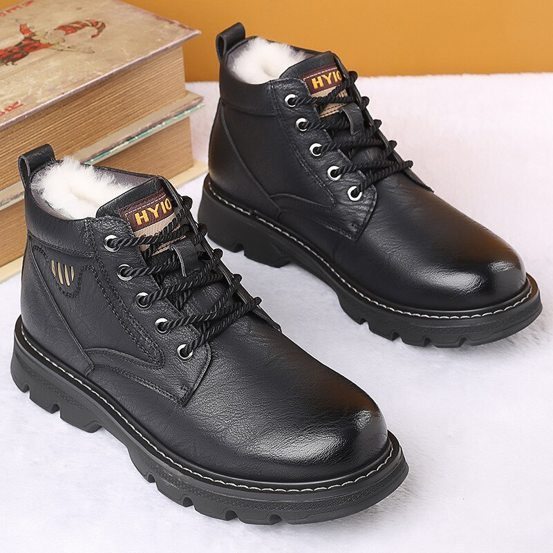 comfortable work boots color black size 9.5 for women