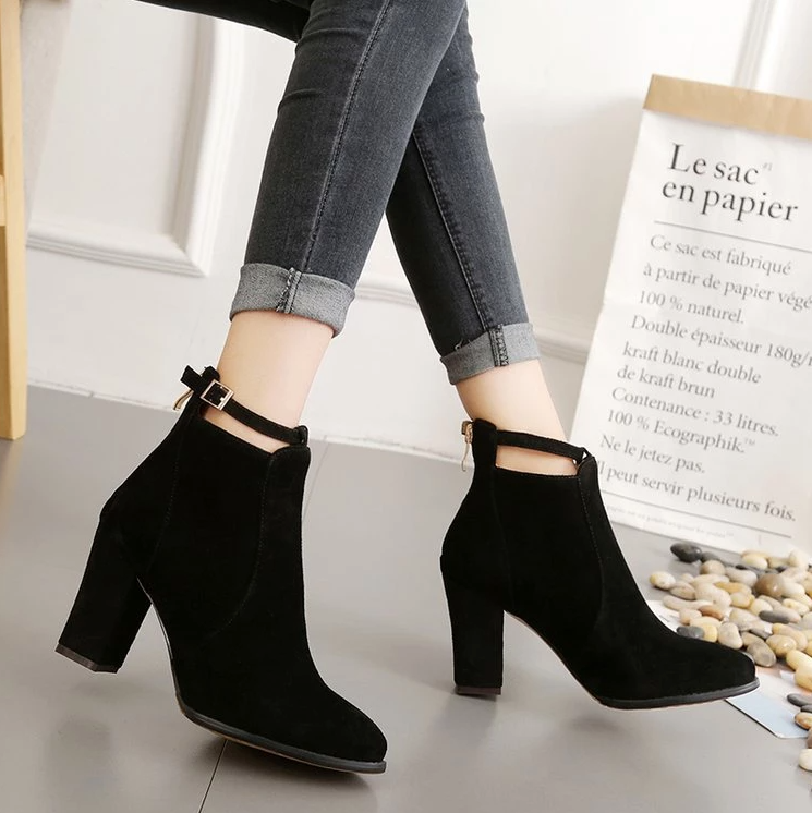 Booties Color Black Size 5 for Women