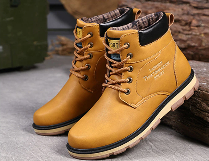 Winter Boots Color Yellow Size 10 for Mens