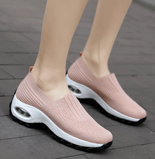 Lightweight sneakers color rose size 8.5 for women