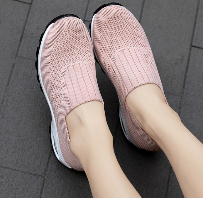 summer sneakers color pink size 8.5 for women