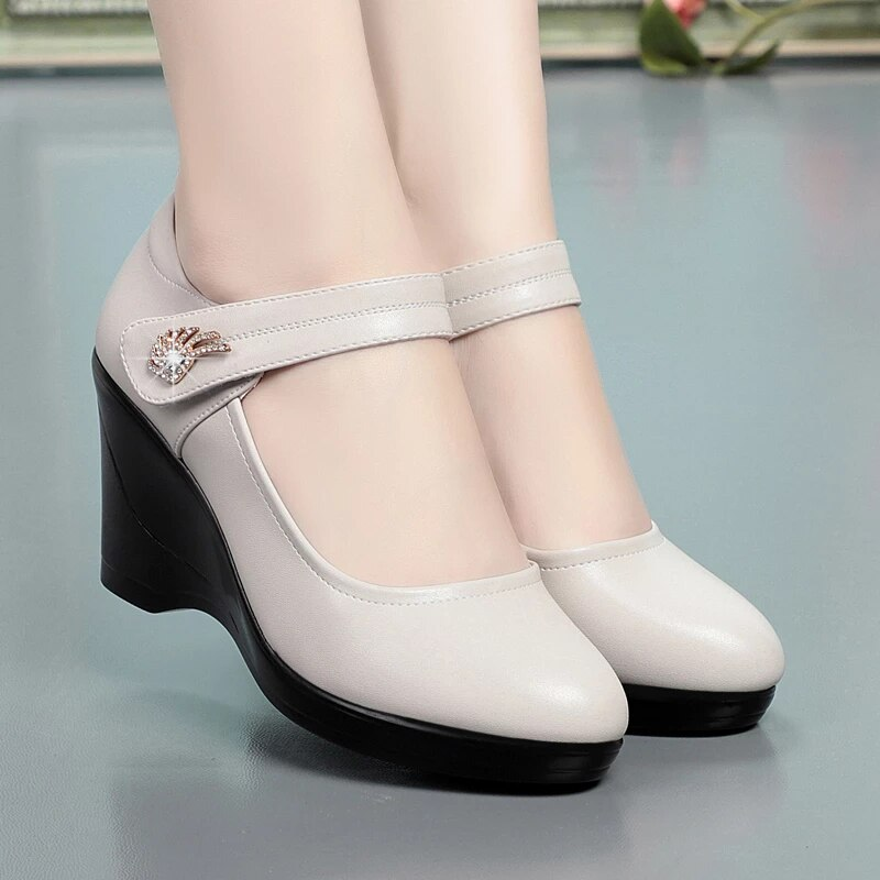 dress platform shoes color beige size 7 for women