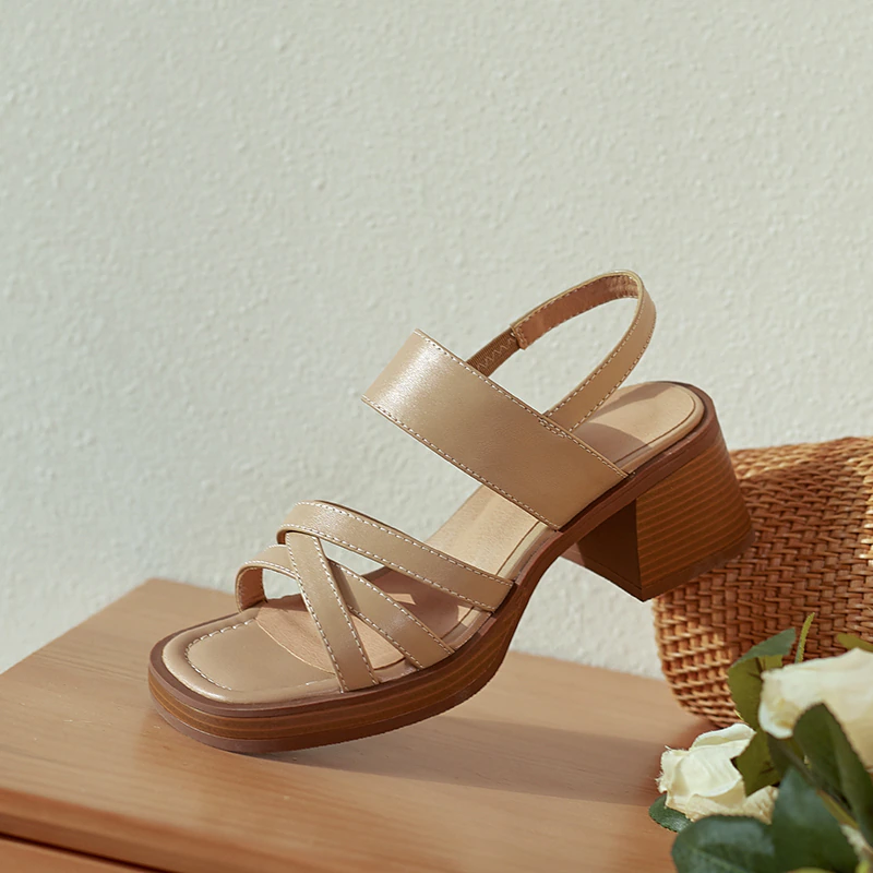 leather sandal color apricot size 8 for women