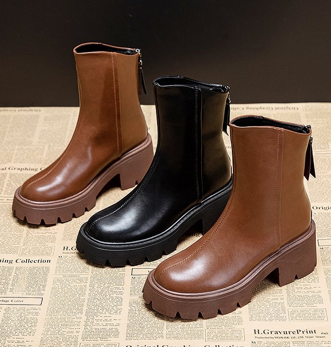 platform leather boots color black size 5 for women