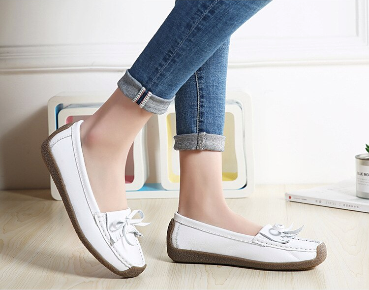 leather loafer shoes color white size 6 for women