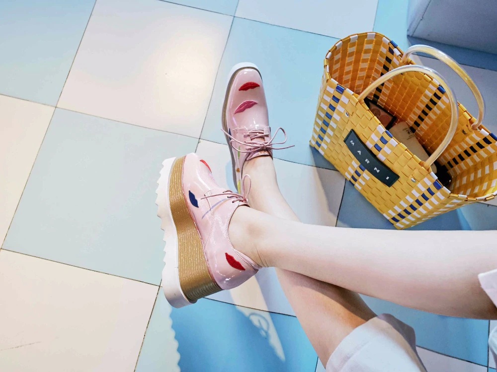 casual platform shoes color pink size 6.5 for women