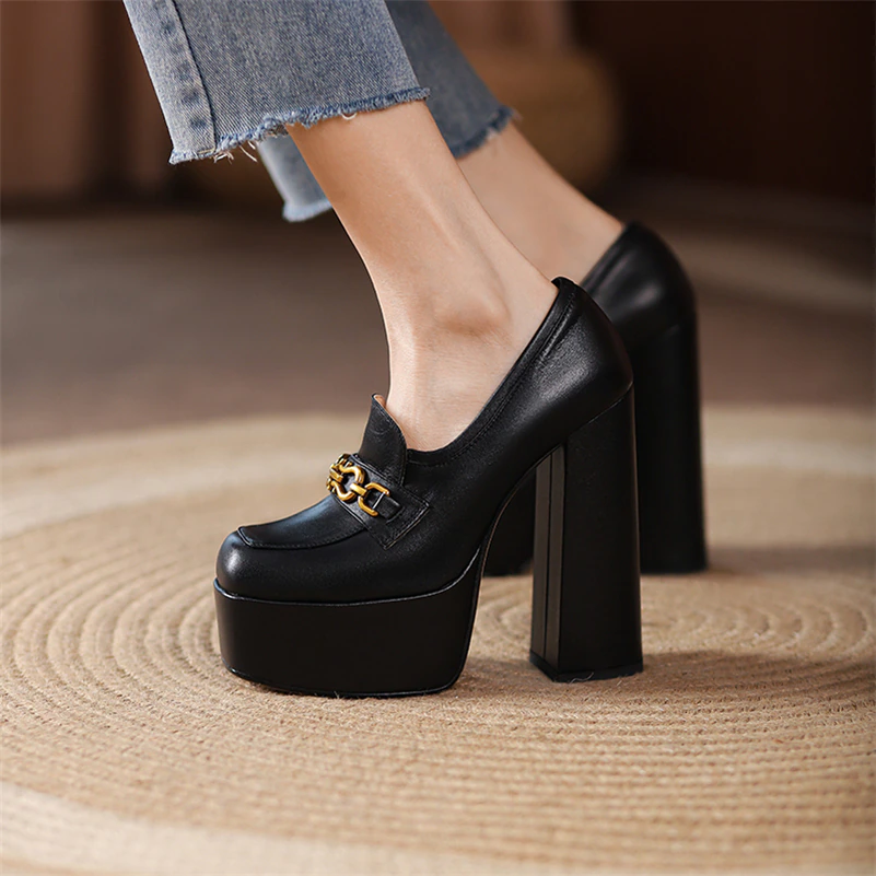 Platform Pump Shoes Color Black Size 8.5 for Women