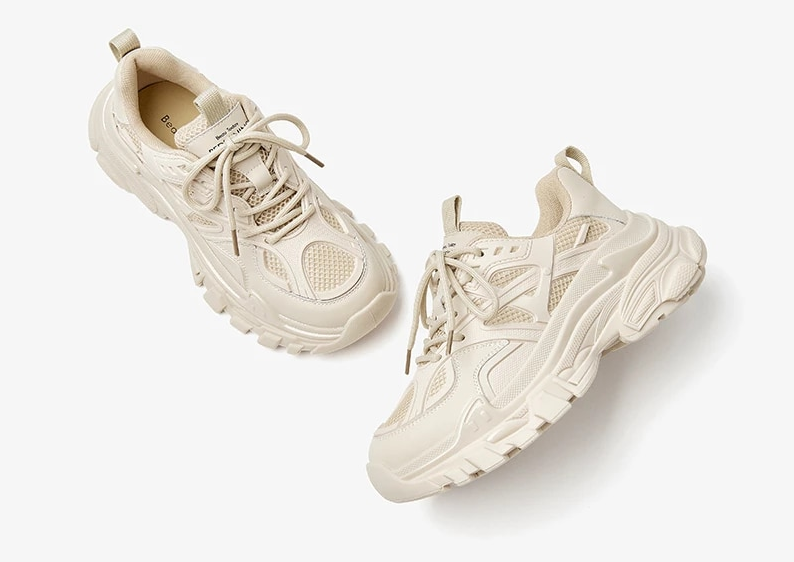 platform sneaker color beige size 6.5 for women