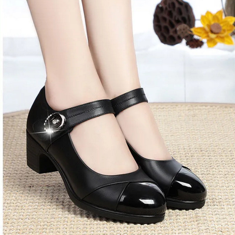 Pump Shoes Color Black Size 6 for Women