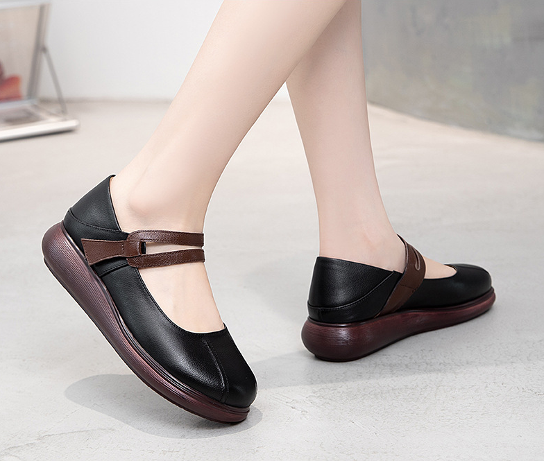 round toe loafer shoes color black size 8 for women