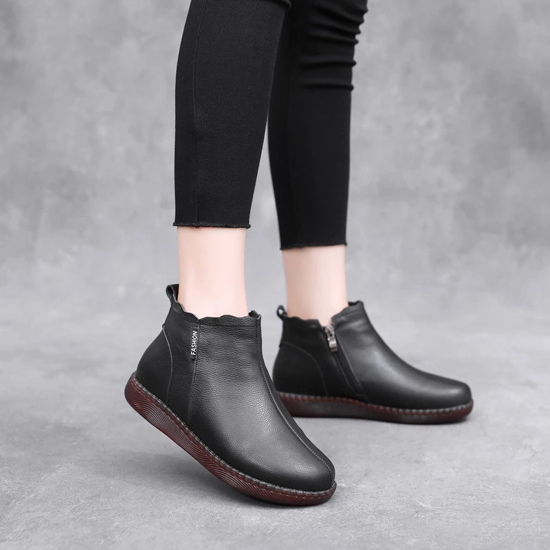 casual ankle boots color black size 8 for women