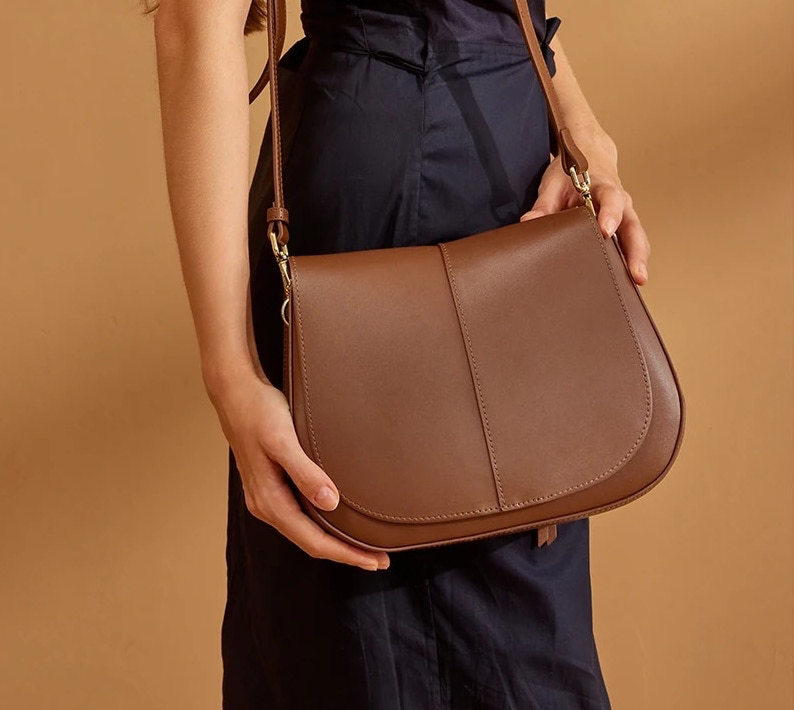 Leather Elegant Bag Color Brown Medium for Women
