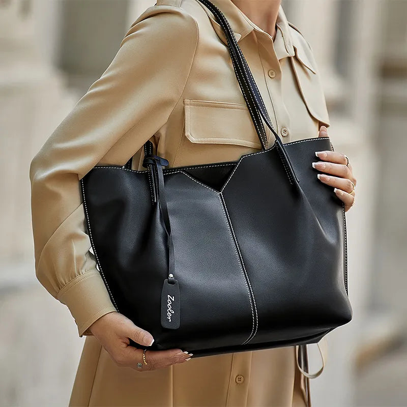 Leather Handbag Color Black for Women