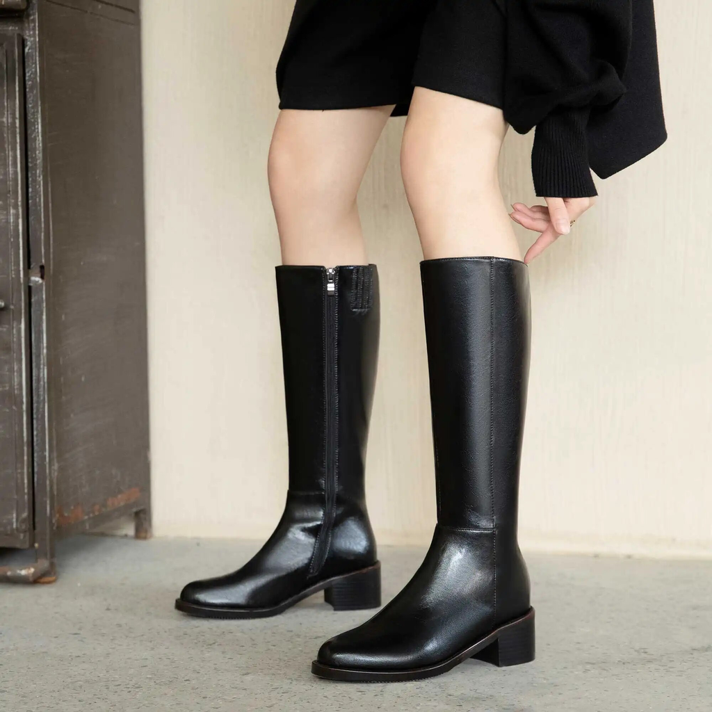 Leather Boots Color Black Size 6 for Women