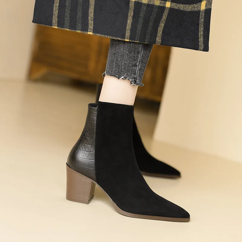 Autumn Boots Color Black Size 5.5 for Women