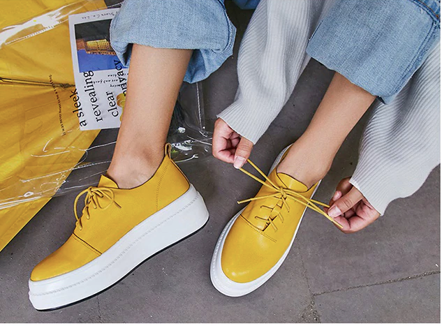 leather lace up sneaker color yellow size 6.5 for women