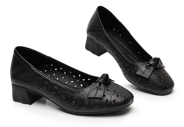 soft pumps shoes color black size 7 for women