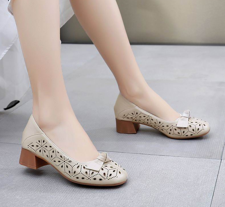 dress pumps shoes color beige size 9.5 for women