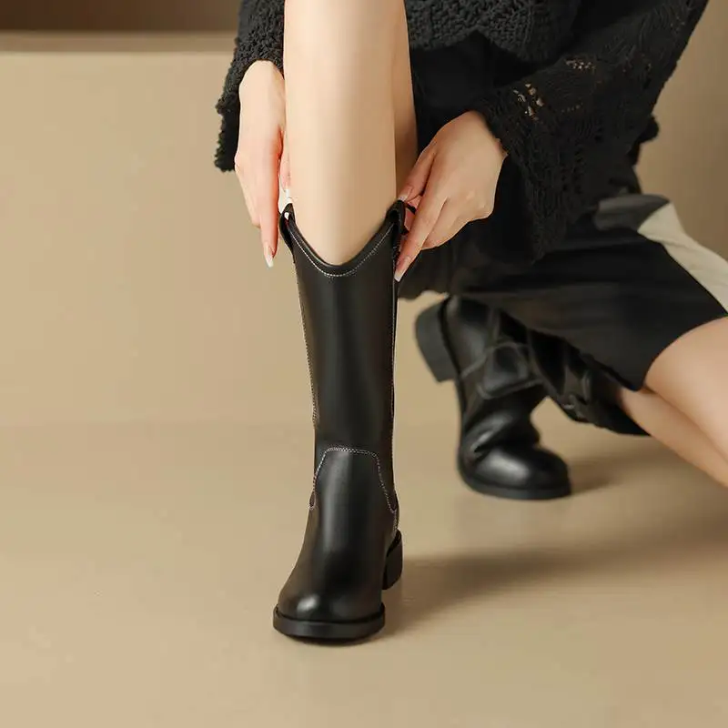 leather boots color black size 5 for women