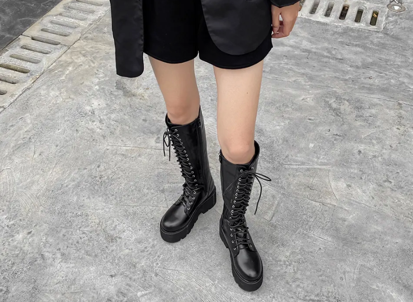 winter boots color black size 6 for women