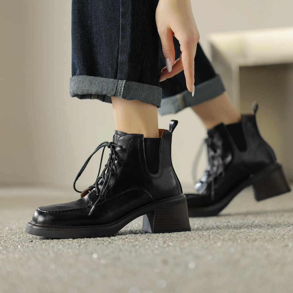 casual boots color black size 7 for women